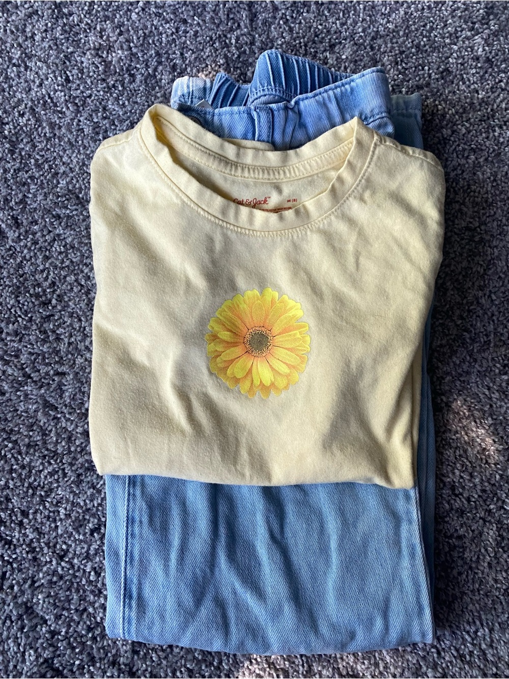 Girls' Outfit- Yellow Daisy Tee and Blue Jeans Wide Leg